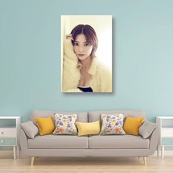 アートポスター クレア・タブレ ギャラリーポスター 🖼️クレア・タブレ 《Self-portrait in a Robe (purple